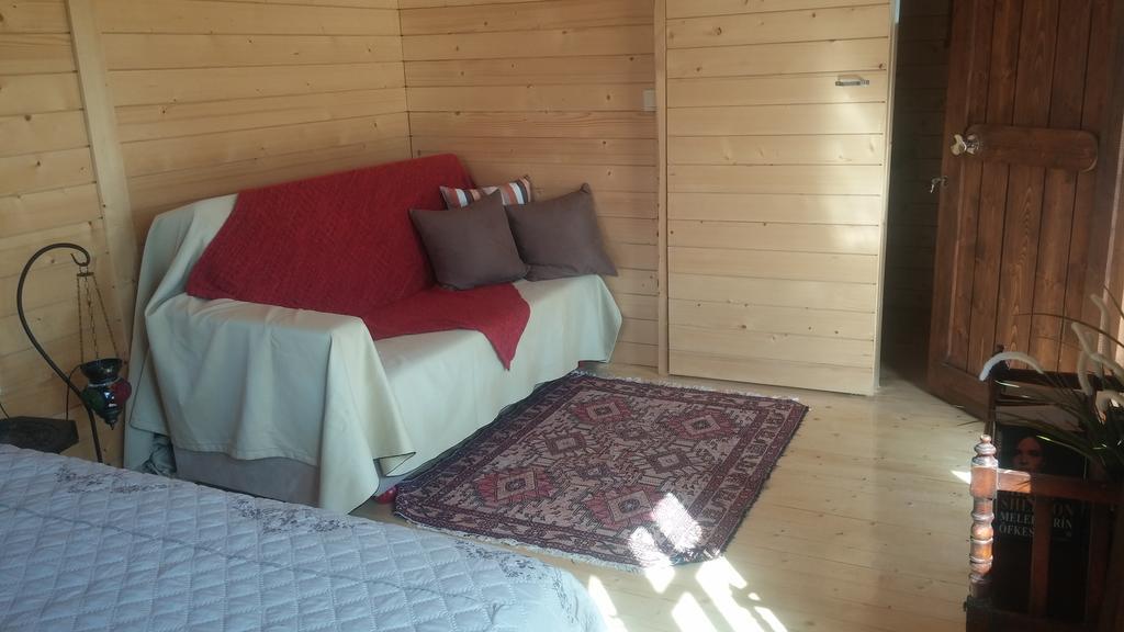 Liberta Guesthouse Seferihisar Δωμάτιο φωτογραφία