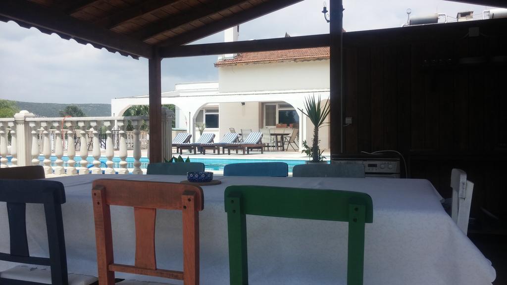 Liberta Guesthouse Seferihisar Δωμάτιο φωτογραφία